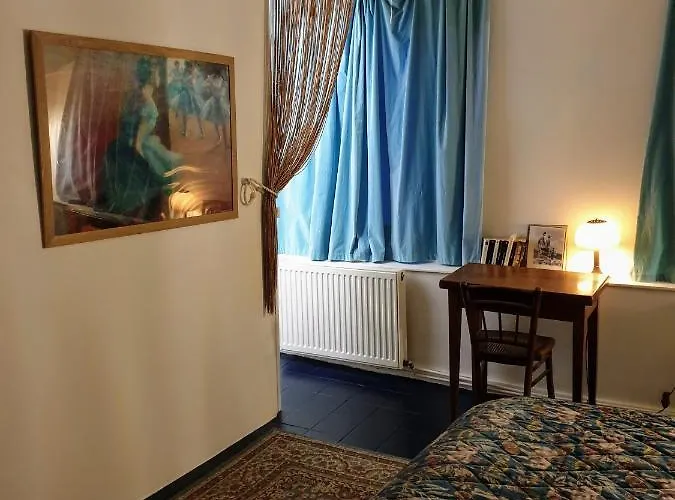 Maison Hypercentre Avec Parking Gratuit Apartment Rouen